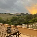 別荘 Vineyard In Massignano