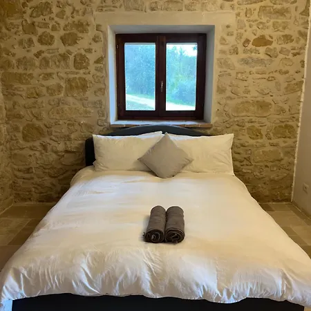 Tatil Evi Vineyard In Massignano